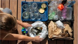 solusi pengelolaan sampah plastik