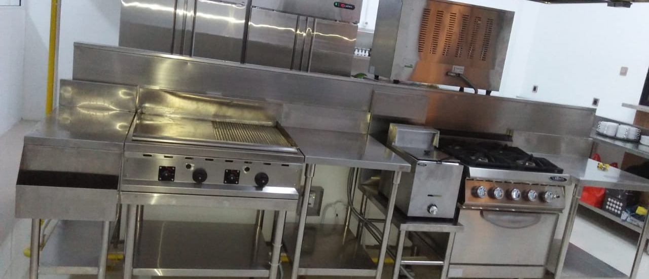 peralatan dapur restoran stainless steel